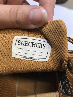 568746