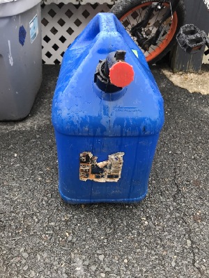 569338