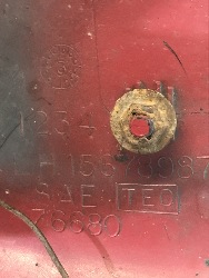 566599