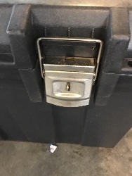 566690