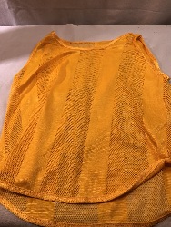 566741