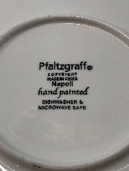 566761