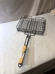 567183