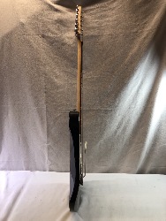 567323