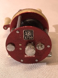 567552