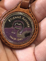 567825
