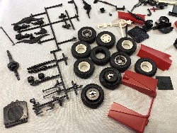 567977