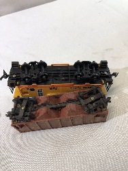 567986