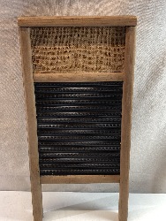 568297