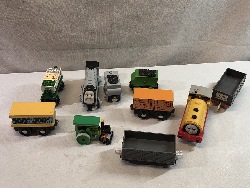 568307