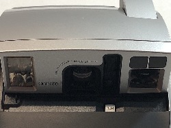 568402