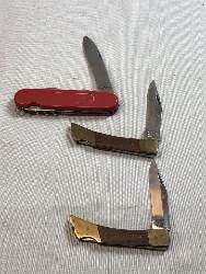 568444