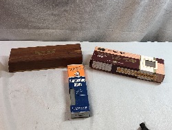 568519
