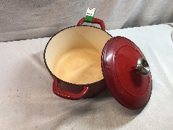 568528