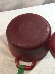 568529