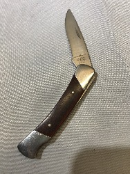 568605