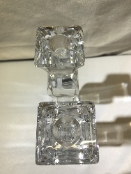 568626
