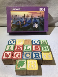 568629