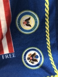 568830
