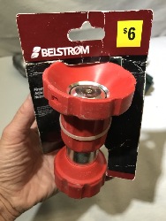 568835