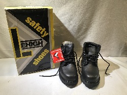 568905