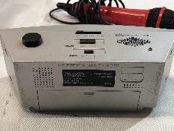 568972