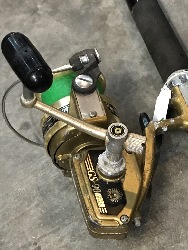 569256