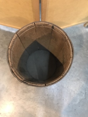 569355