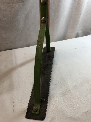 569410