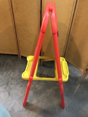 569413