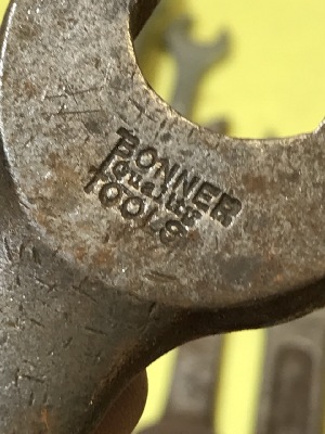 570565