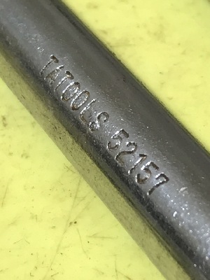 570596