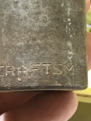 570605