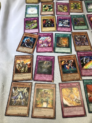 570700