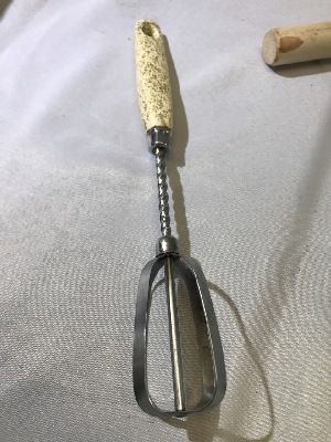 570753