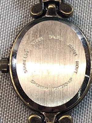 571203