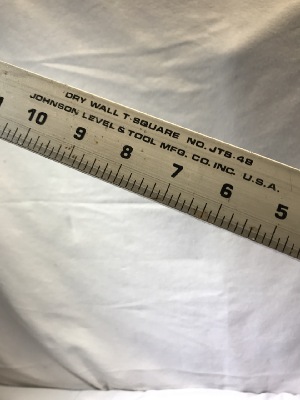 571735