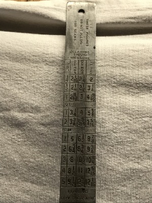 571767