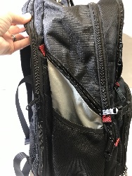 569586