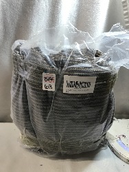 569777