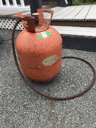 570087
