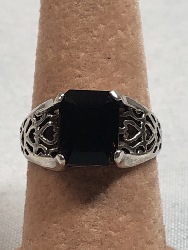 570269
