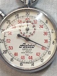 570299