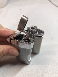 570329