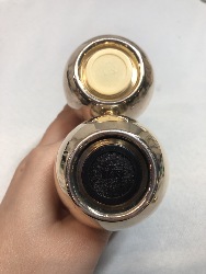 570338