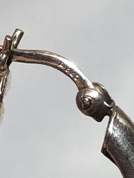 570357