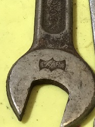 570566