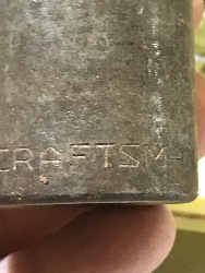 570605