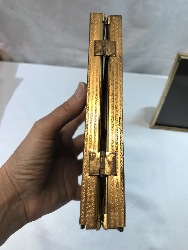 570714