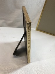570715
